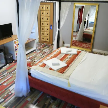 Hotel Atroa Butik